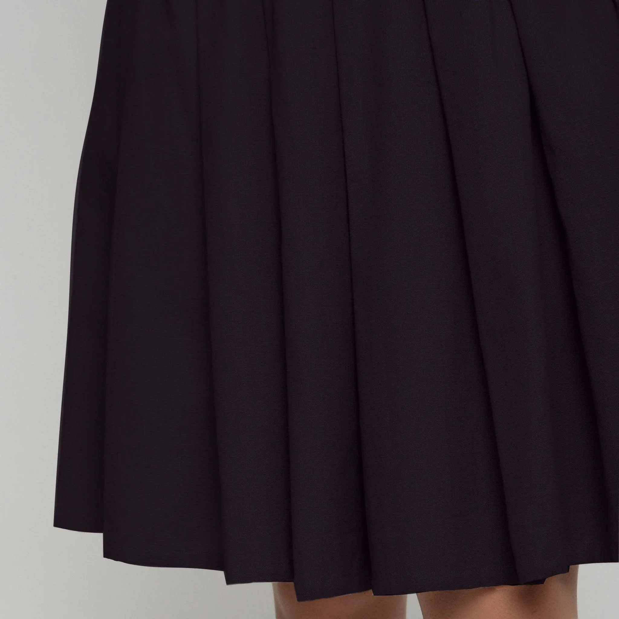 Black Cotton Flax Pleated Knee Length Skirt