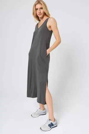 Calm V-Neck Dress - Bay Leaf