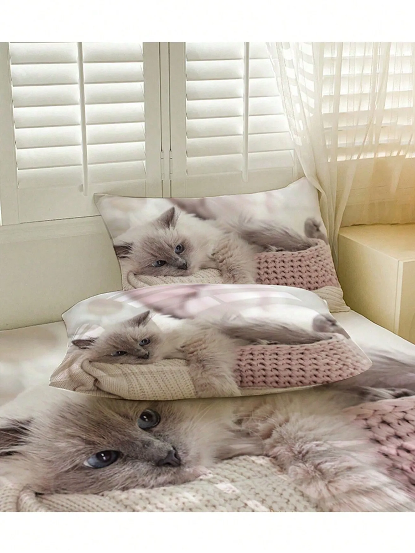 Cute & Comfortable Lazy Cat Bed Skirt, Simple & Cozy For Bedroom