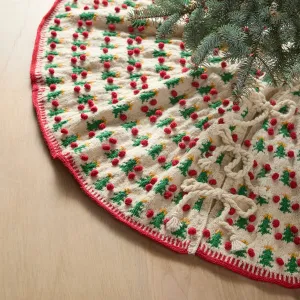 Heirloom Pompom Trees Tree Skirt