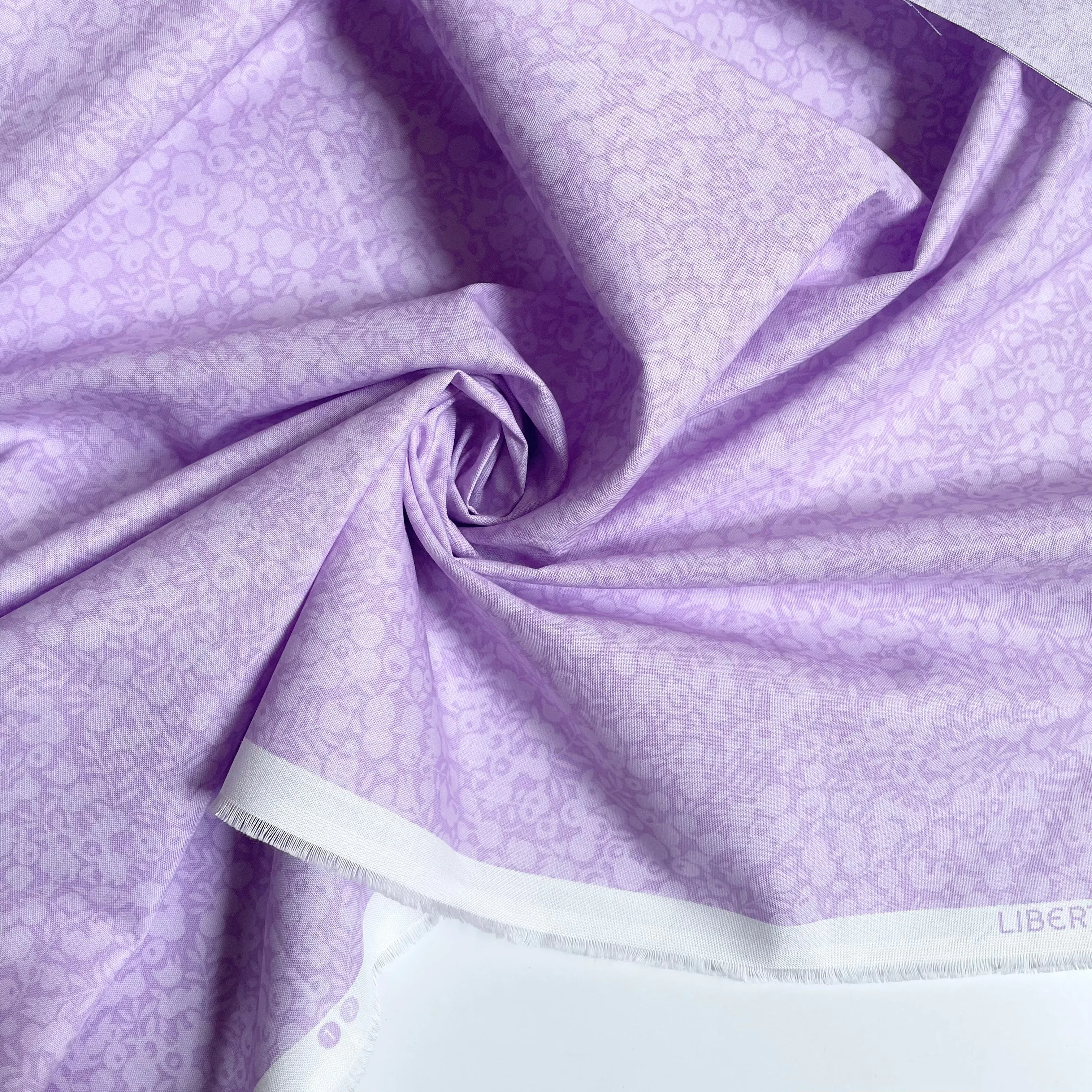 Liberty Fabrics by Riley Blake : Wiltshire Shadow - Dusted Violet