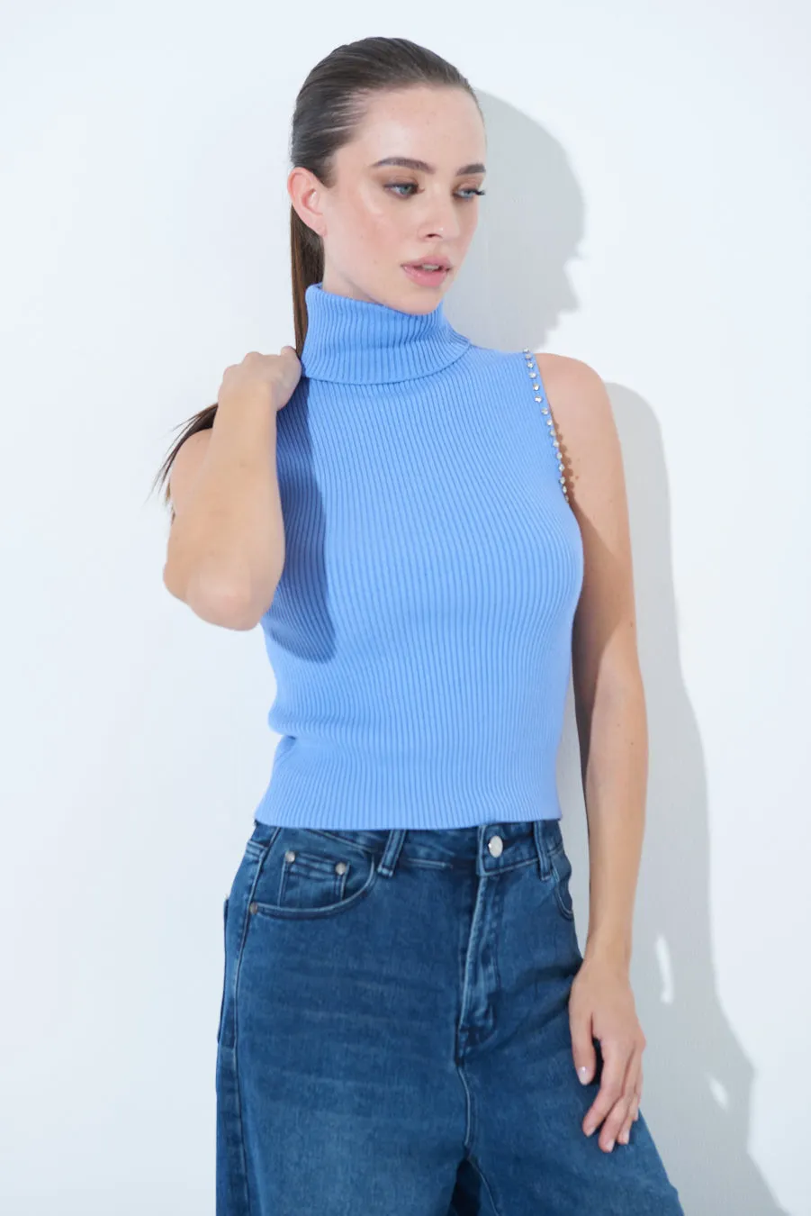 Sleeveless ribbed turtleneck top wholesale