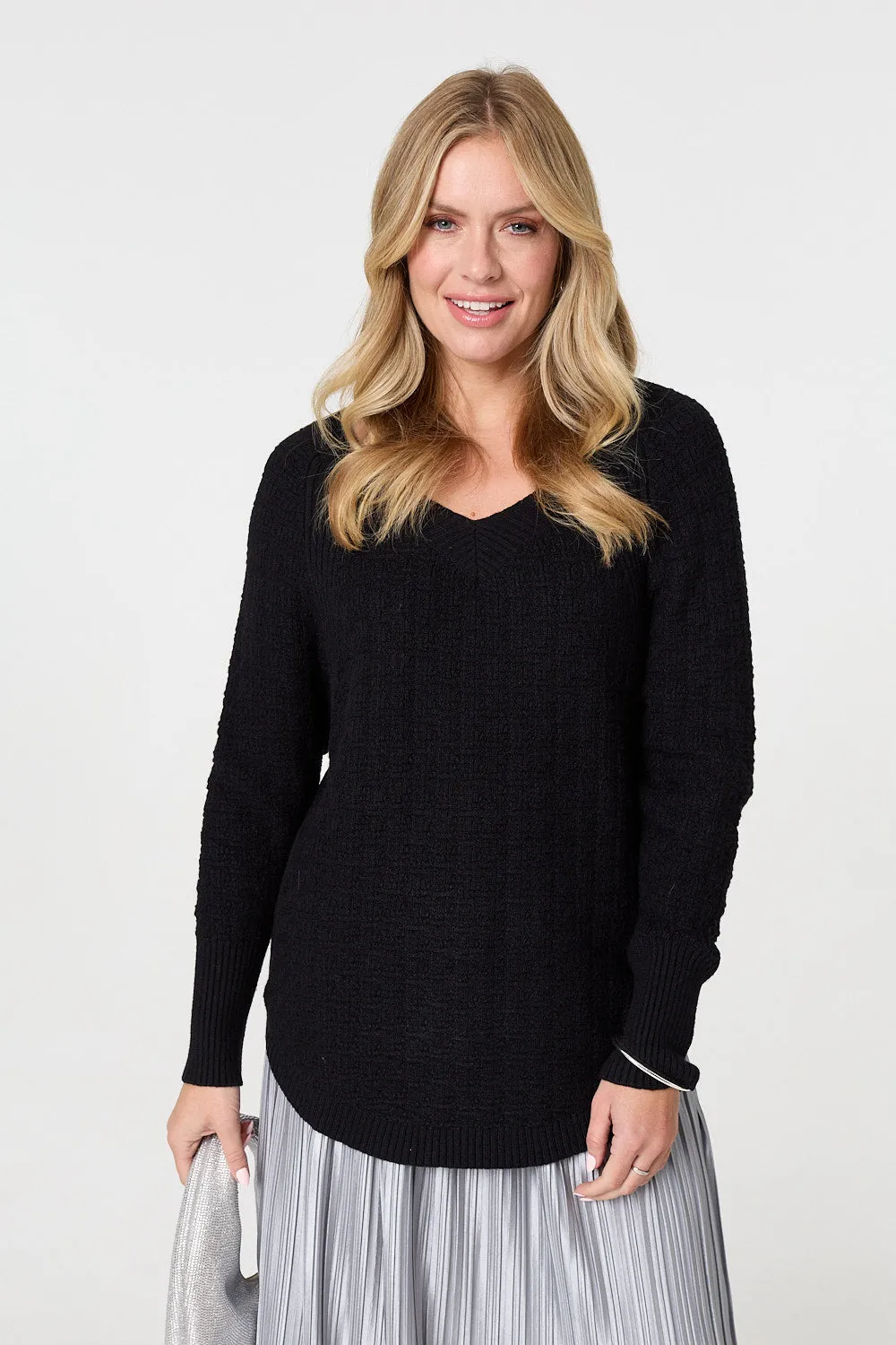 Textured V-Neck Relaxed Curve Hem Jumper