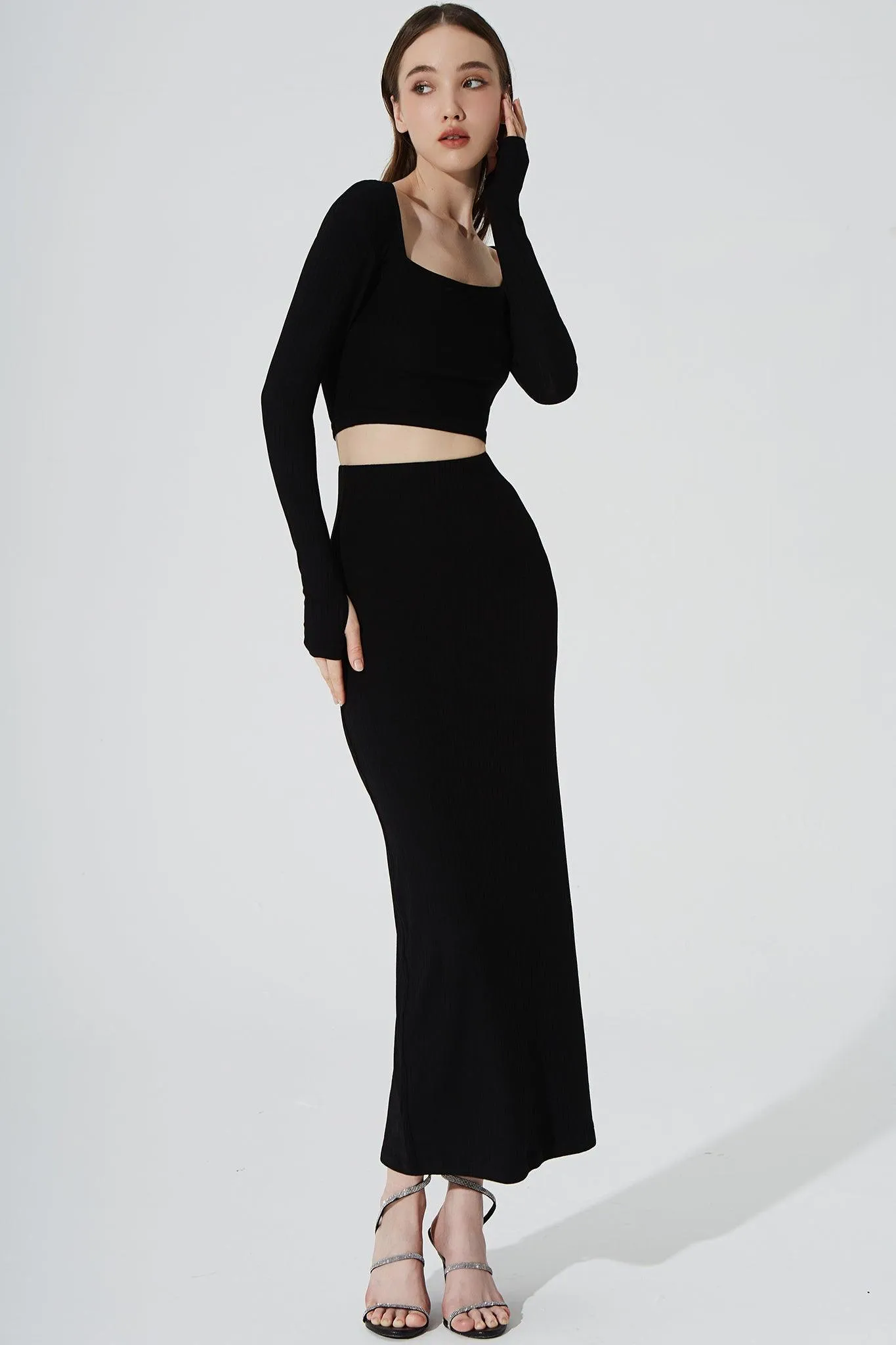 Zeya Knitted Long Sleeve Crop Top - Noir